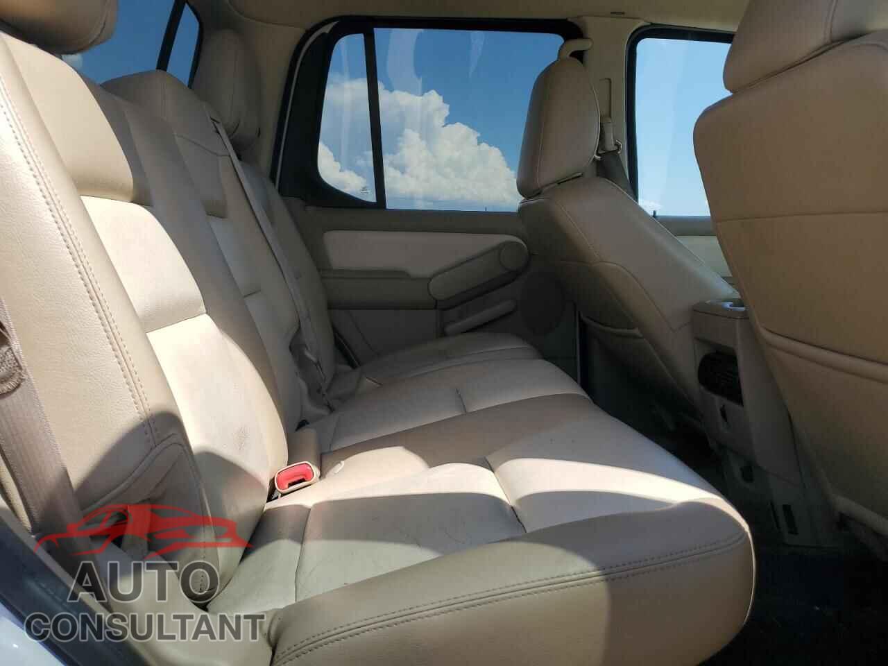 FORD EXPLORER 2010 - 1FMEU5DE2AUA00441