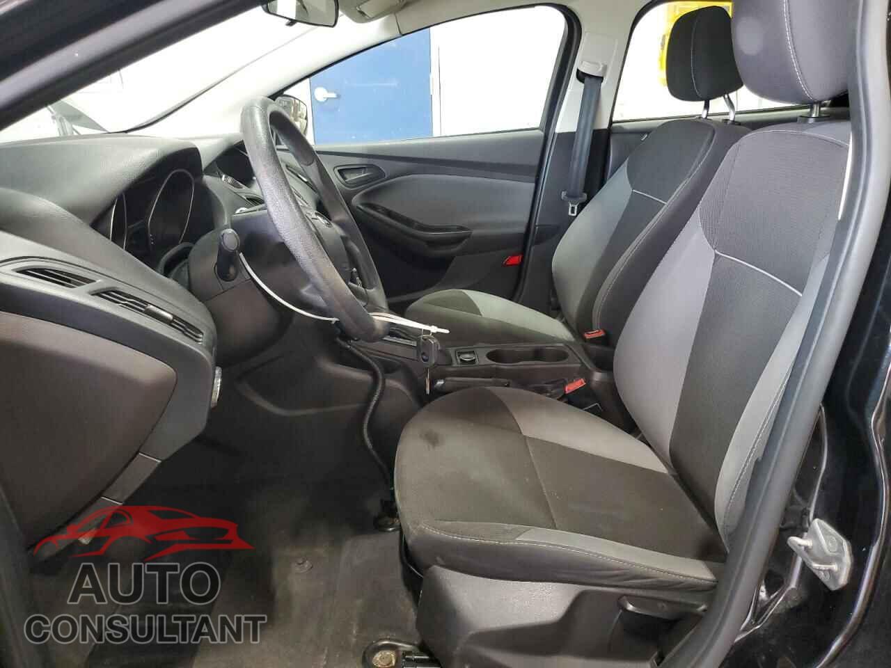 FORD FOCUS 2014 - 1FADP3E2XEL138567
