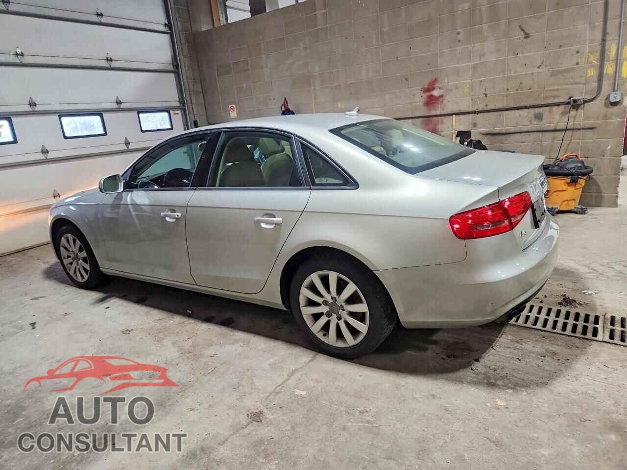AUDI A4 2014 - WAUBFAFL1EN006198