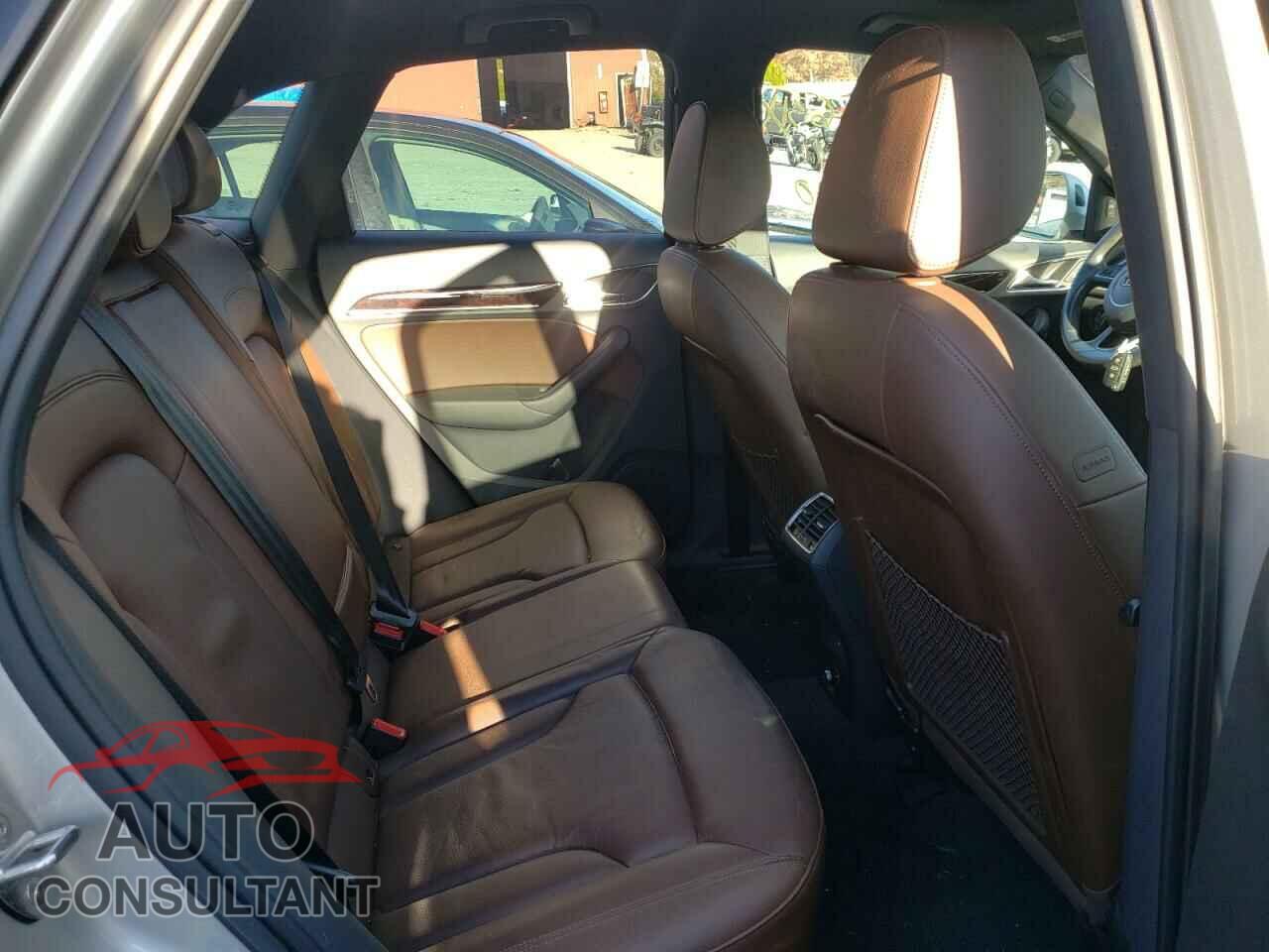 AUDI Q3 2016 - WA1EFCFS4GR022095