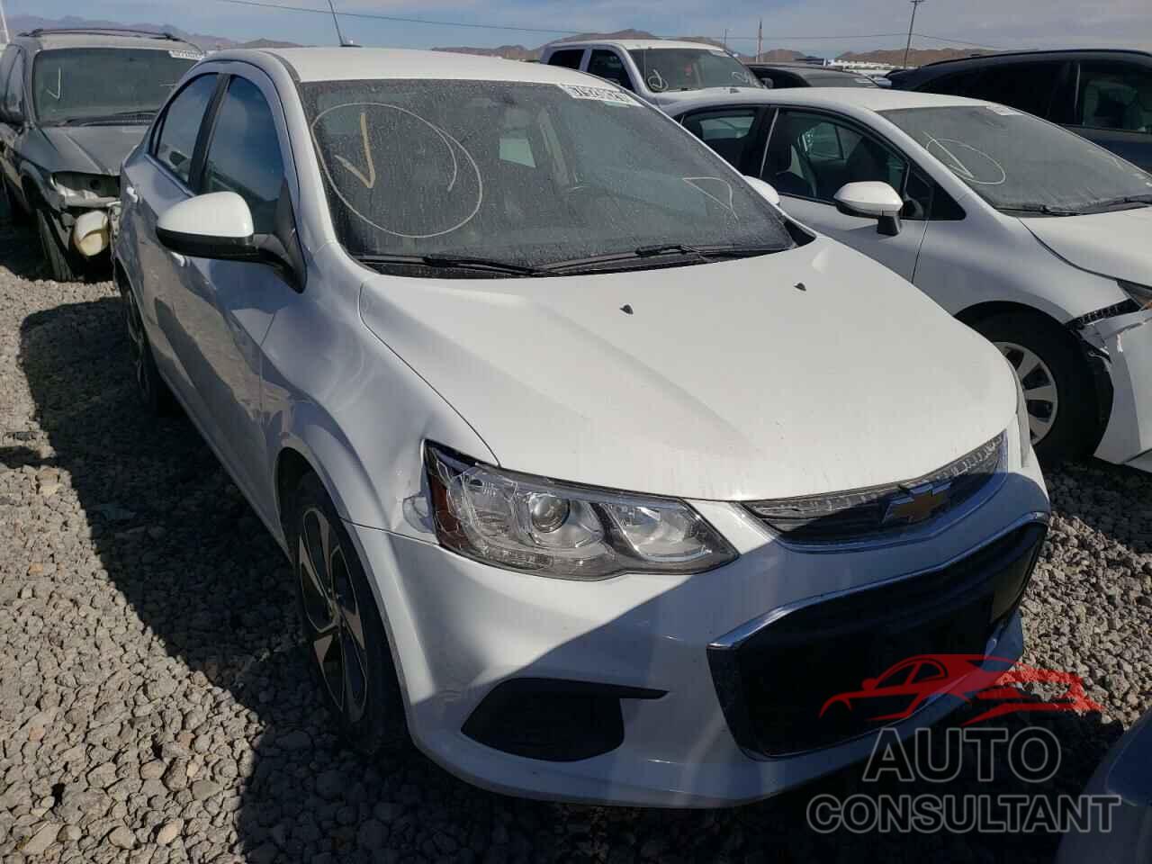 CHEVROLET SONIC 2019 - 1G1JF5SB9K4129731