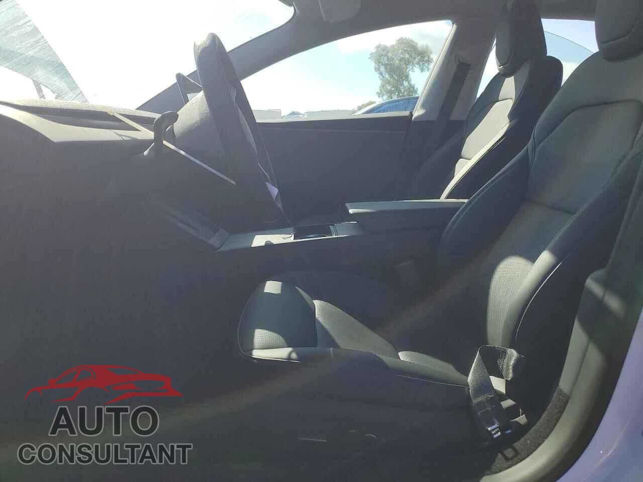 TESLA MODEL 3 2026 - 5YJ3E1EAXTF206437