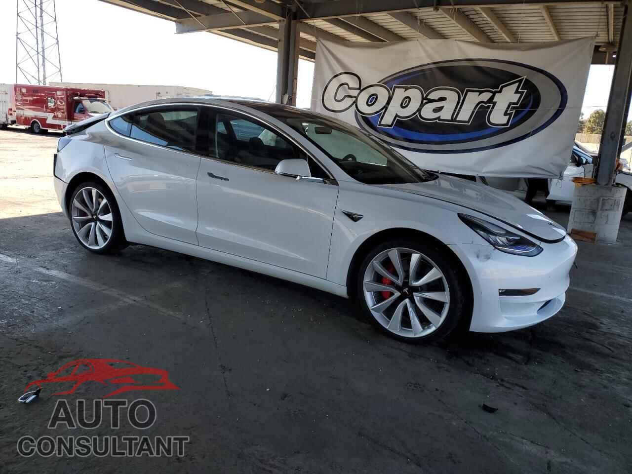 TESLA MODEL 3 2018 - 5YJ3E1EB5JF084320