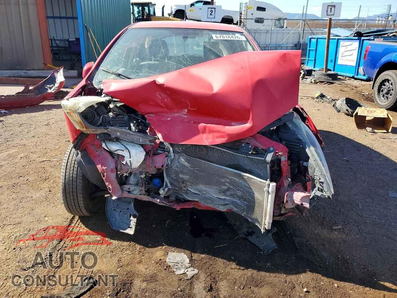 HONDA FIT 2013 - JHMGE8H32DC065741