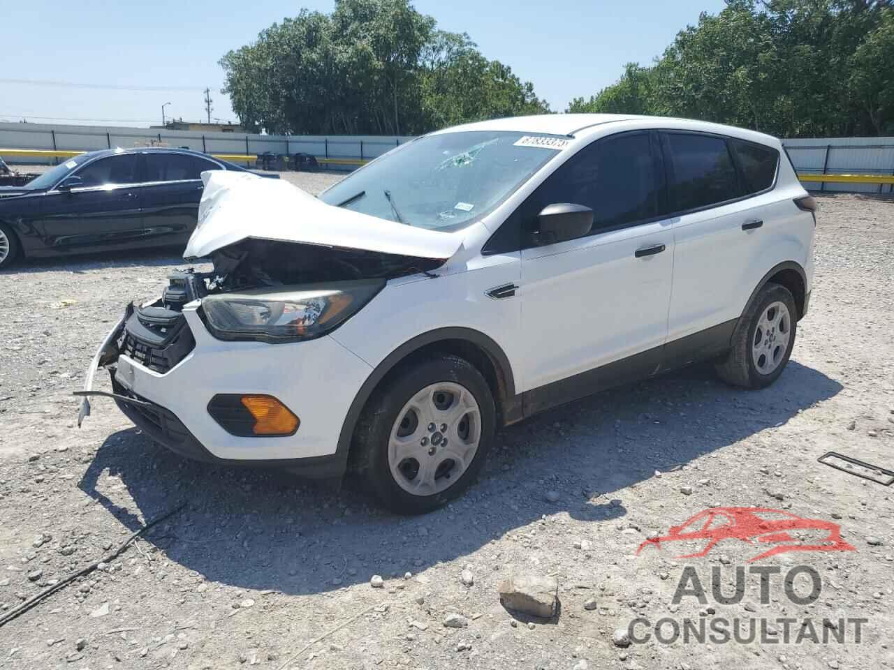 FORD ESCAPE 2018 - 1FMCU0F79JUA30576