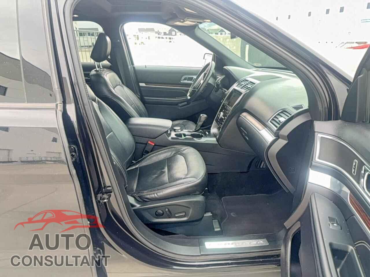 FORD EXPLORER 2019 - 1FM5K8F87KGB10190