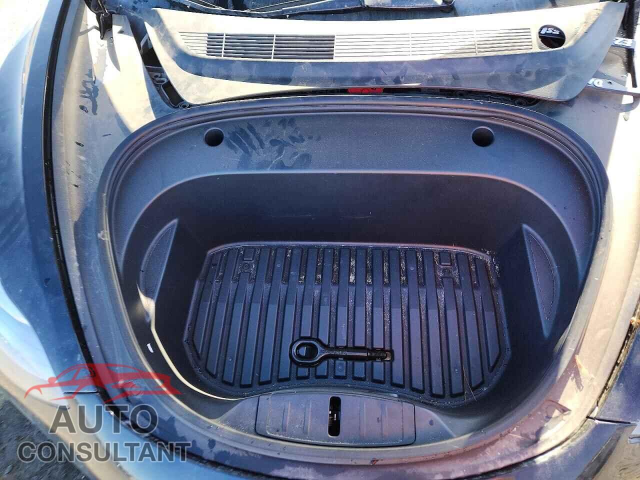 TESLA MODEL 3 2021 - 5YJ3E1EAXMF929478