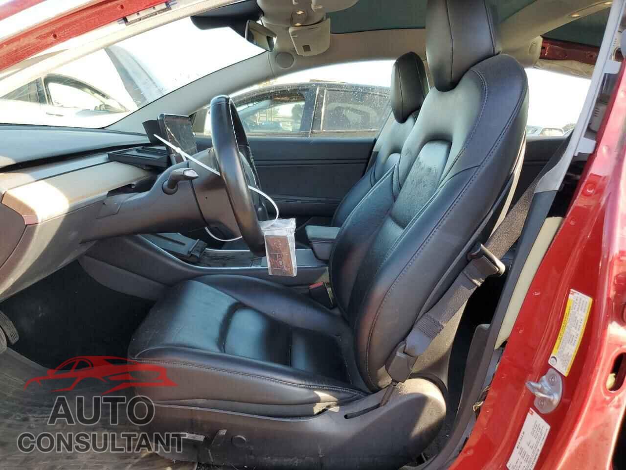 TESLA MODEL 3 2018 - 5YJ3E1EA9JF031739