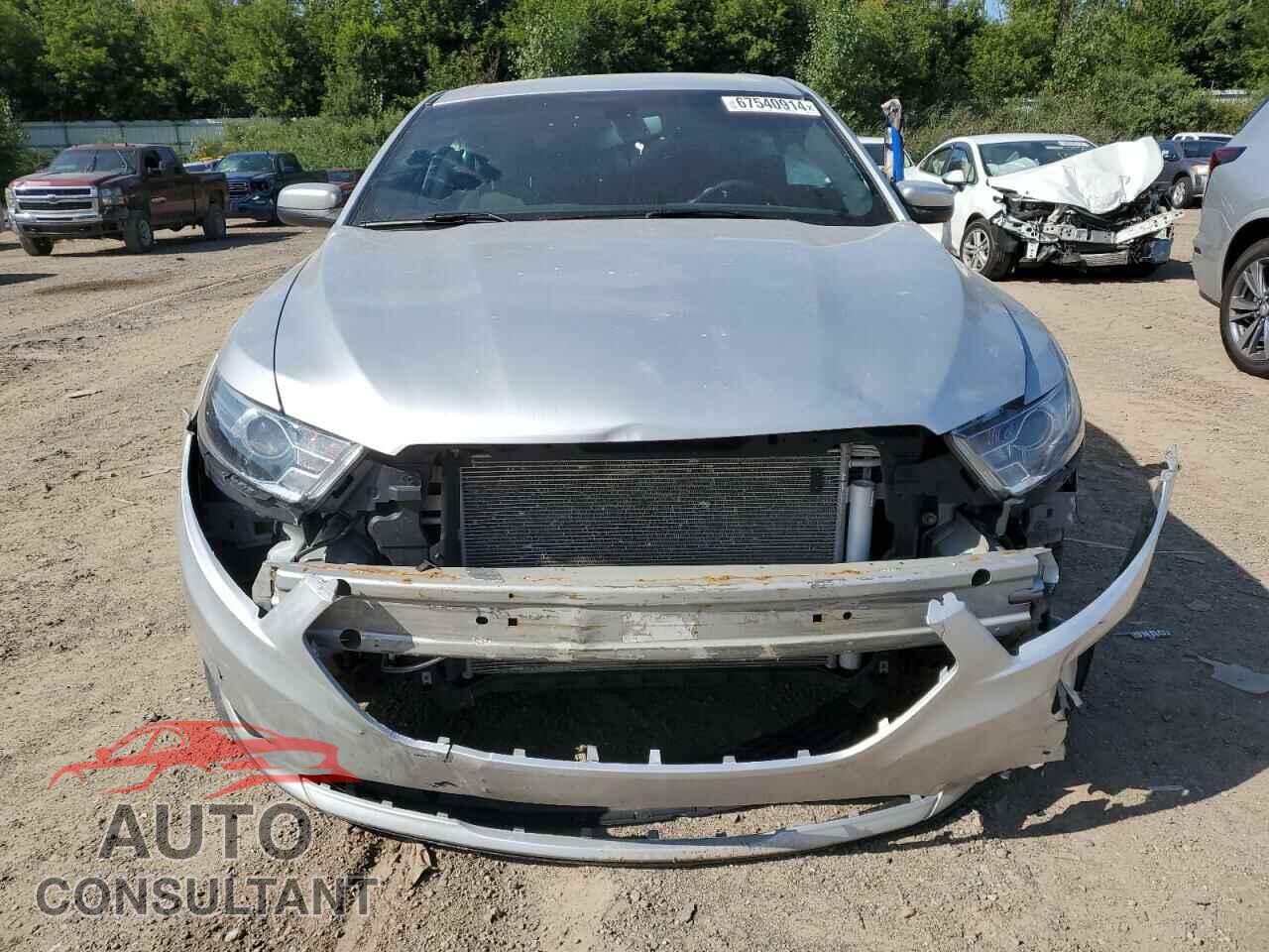 FORD TAURUS 2016 - 1FAHP2E89GG149099