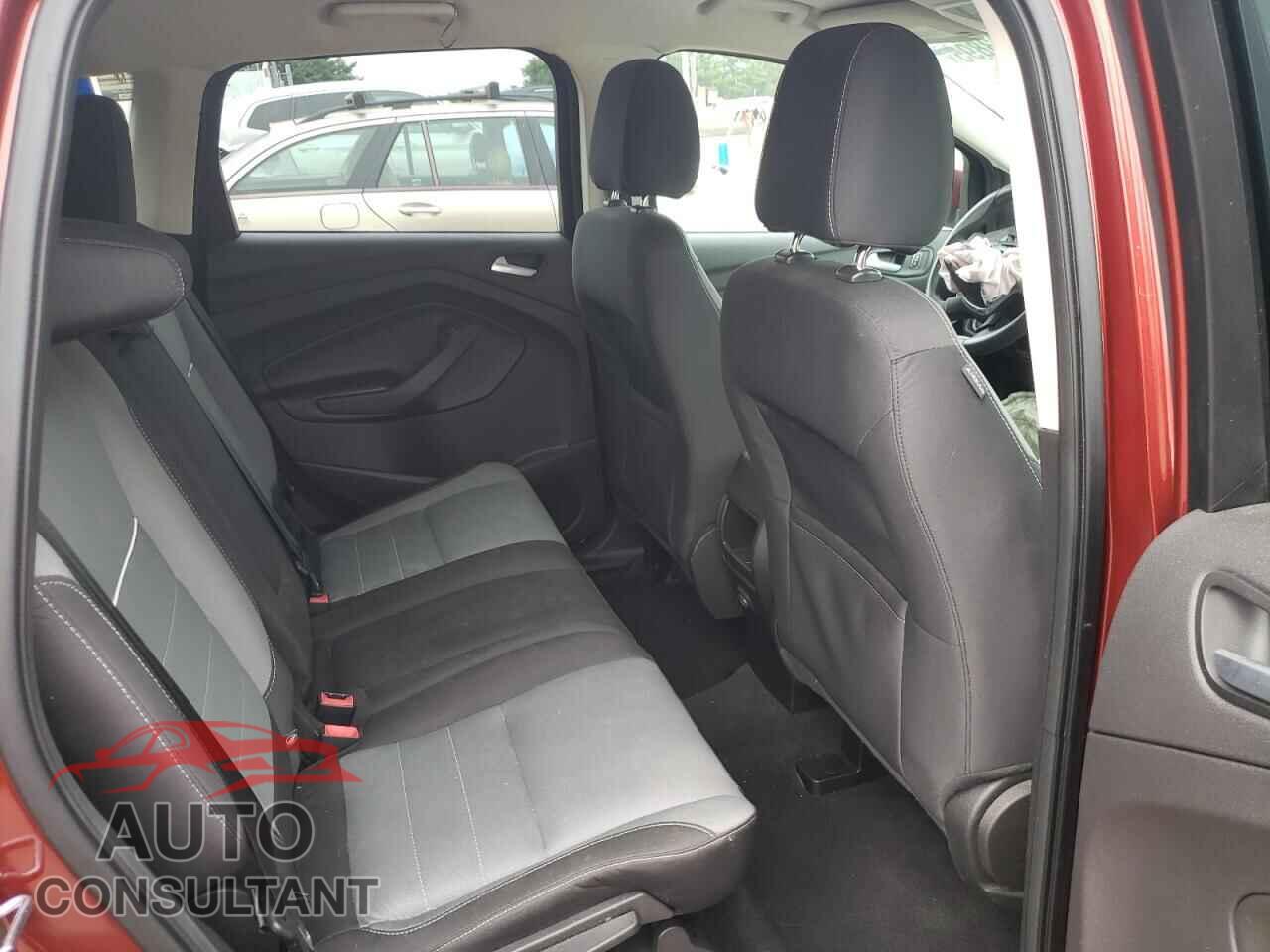 FORD ESCAPE 2015 - 1FMCU9GX6FUB77058