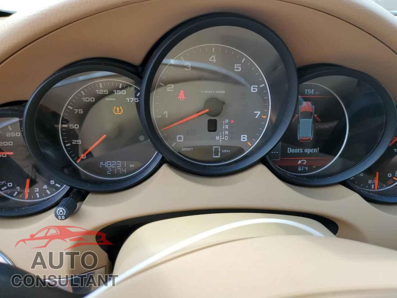 PORSCHE CAYENNE 2012 - WP1AB2A2XCLA51159
