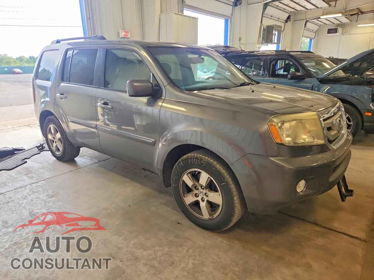HONDA PILOT 2011 - 5FNYF4H54BB009328