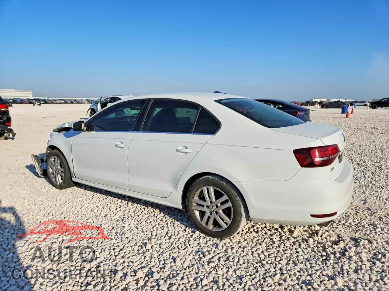 VOLKSWAGEN JETTA 2017 - 3VW2B7AJ2HM209507