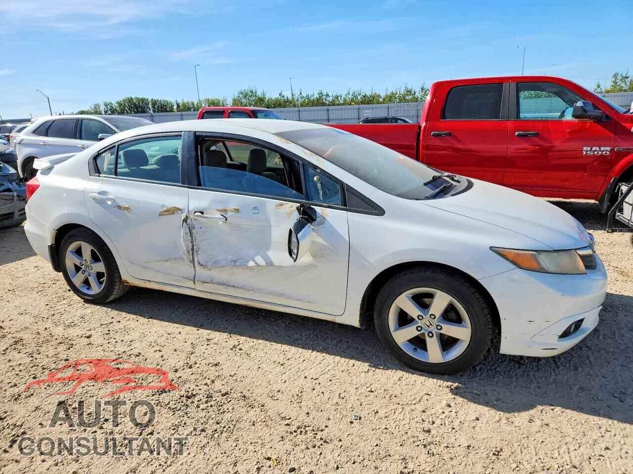 HONDA CIVIC 2012 - 2HGFB2E45CH007264