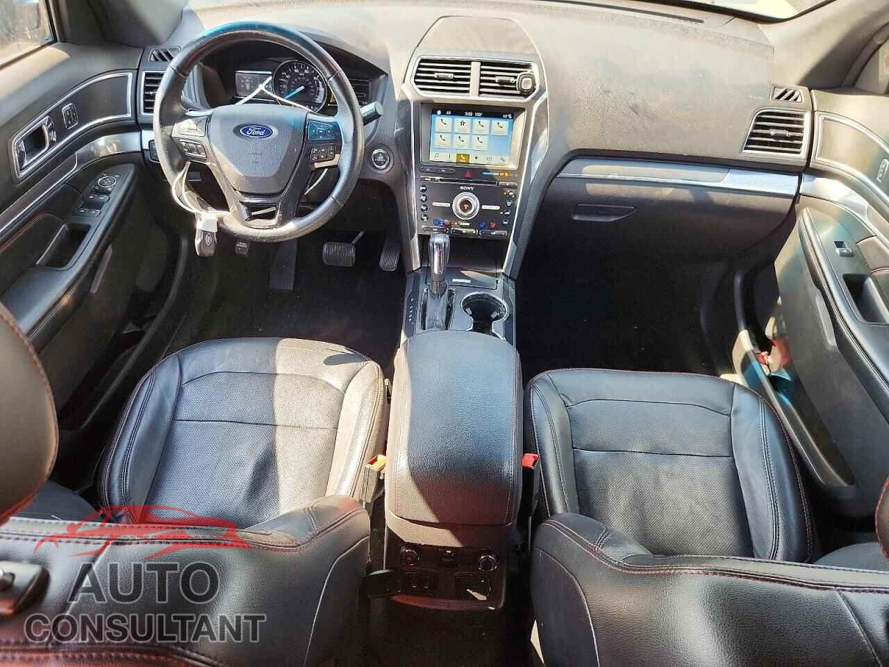 FORD EXPLORER 2017 - 1FM5K8GT2HGD20563