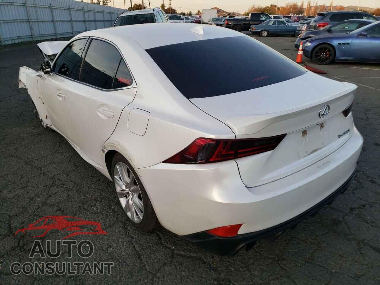 LEXUS IS 2016 - JTHBA1D25G5038245