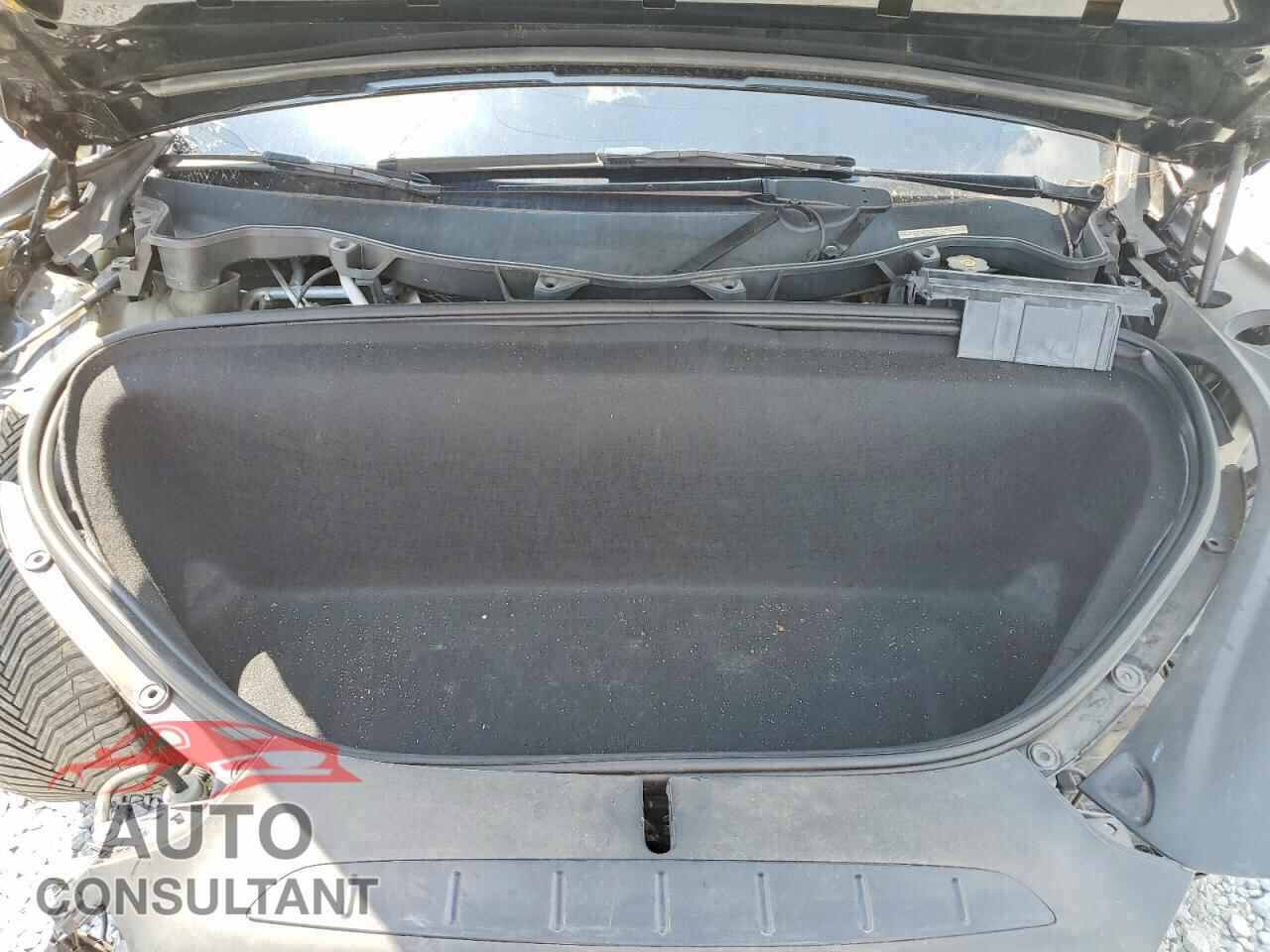TESLA MODEL X 2018 - 5YJXCBE21JF127144