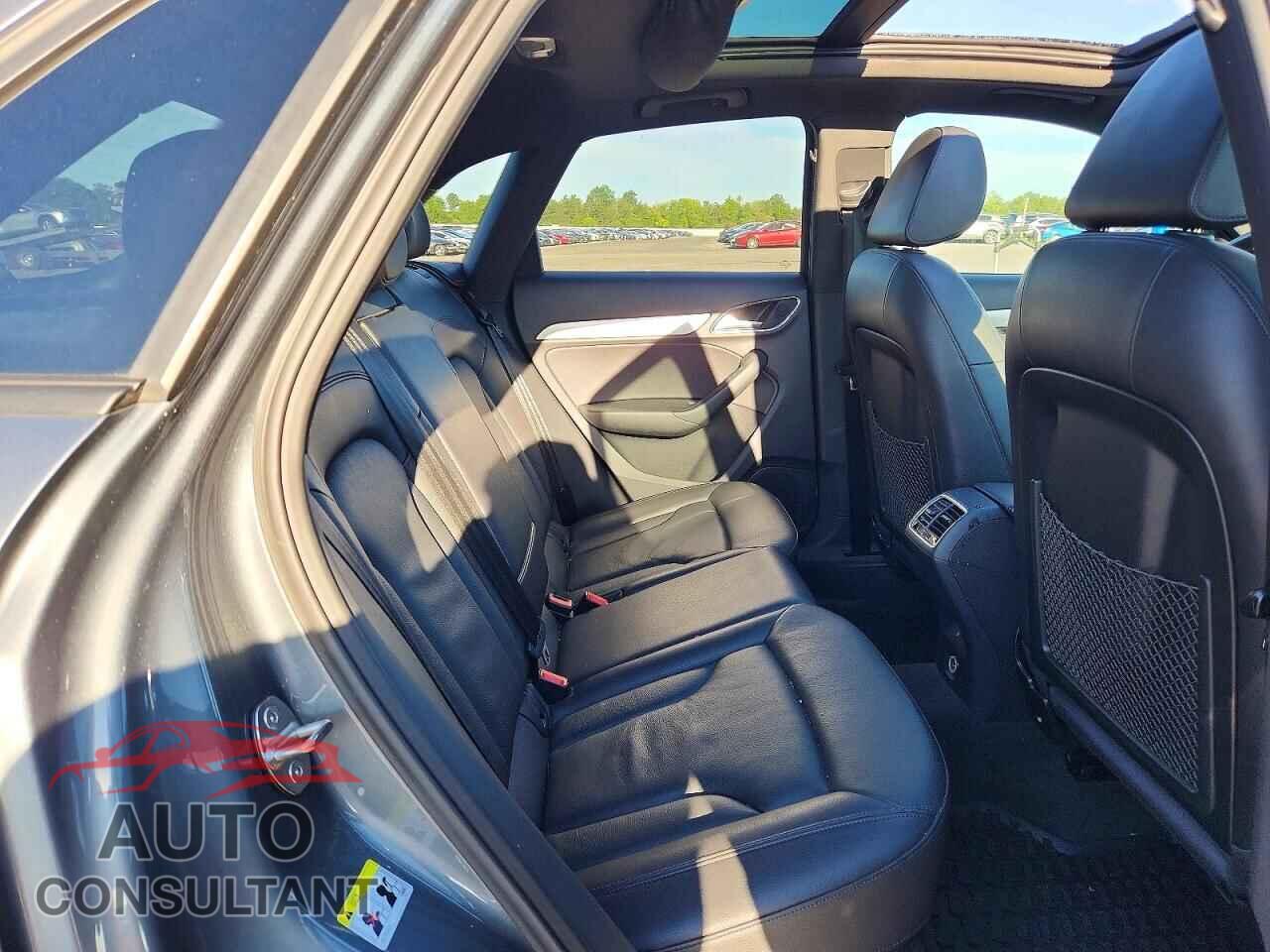AUDI Q3 2017 - WA1ECCFS5HR011536