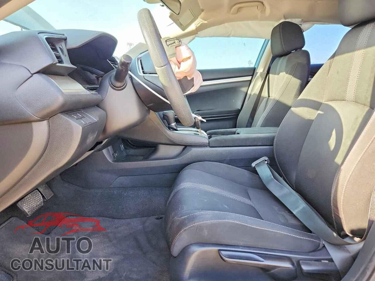 HONDA CIVIC 2019 - 2HGFC2F66KH583151