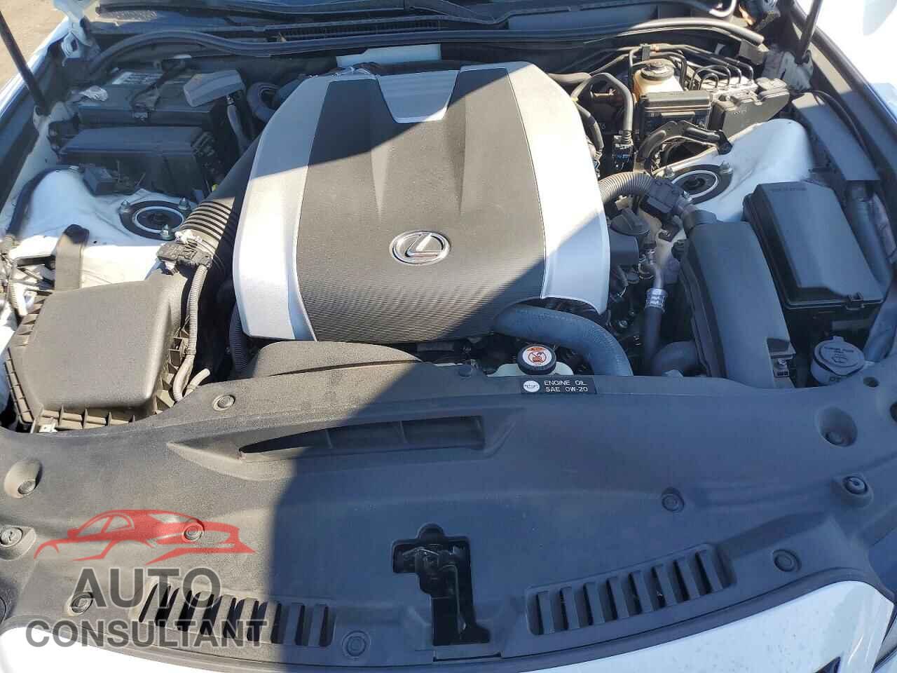 LEXUS IS 2021 - JTHGZ1B28M5043534
