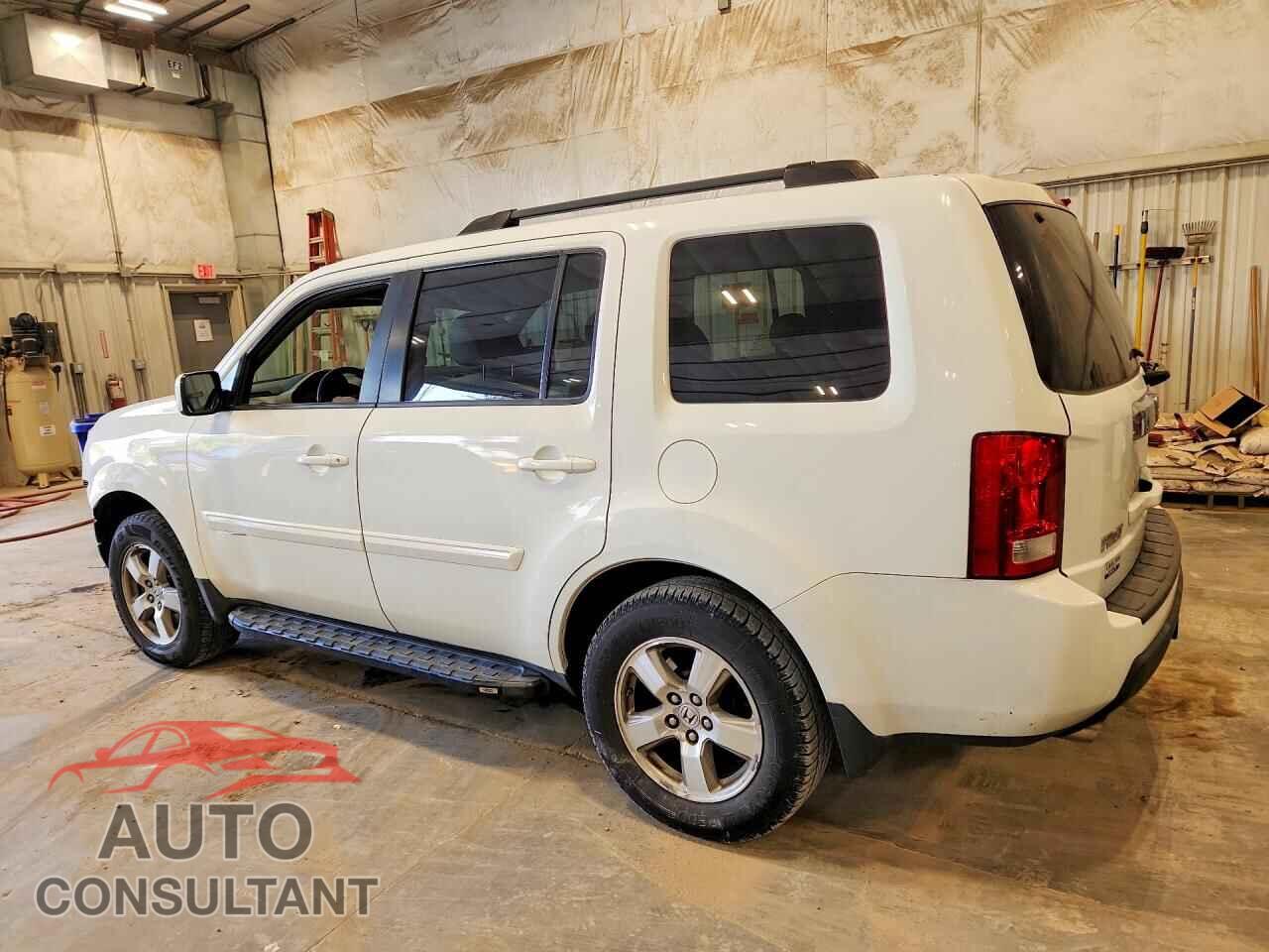 HONDA PILOT 2009 - 5FNYF38539B014573