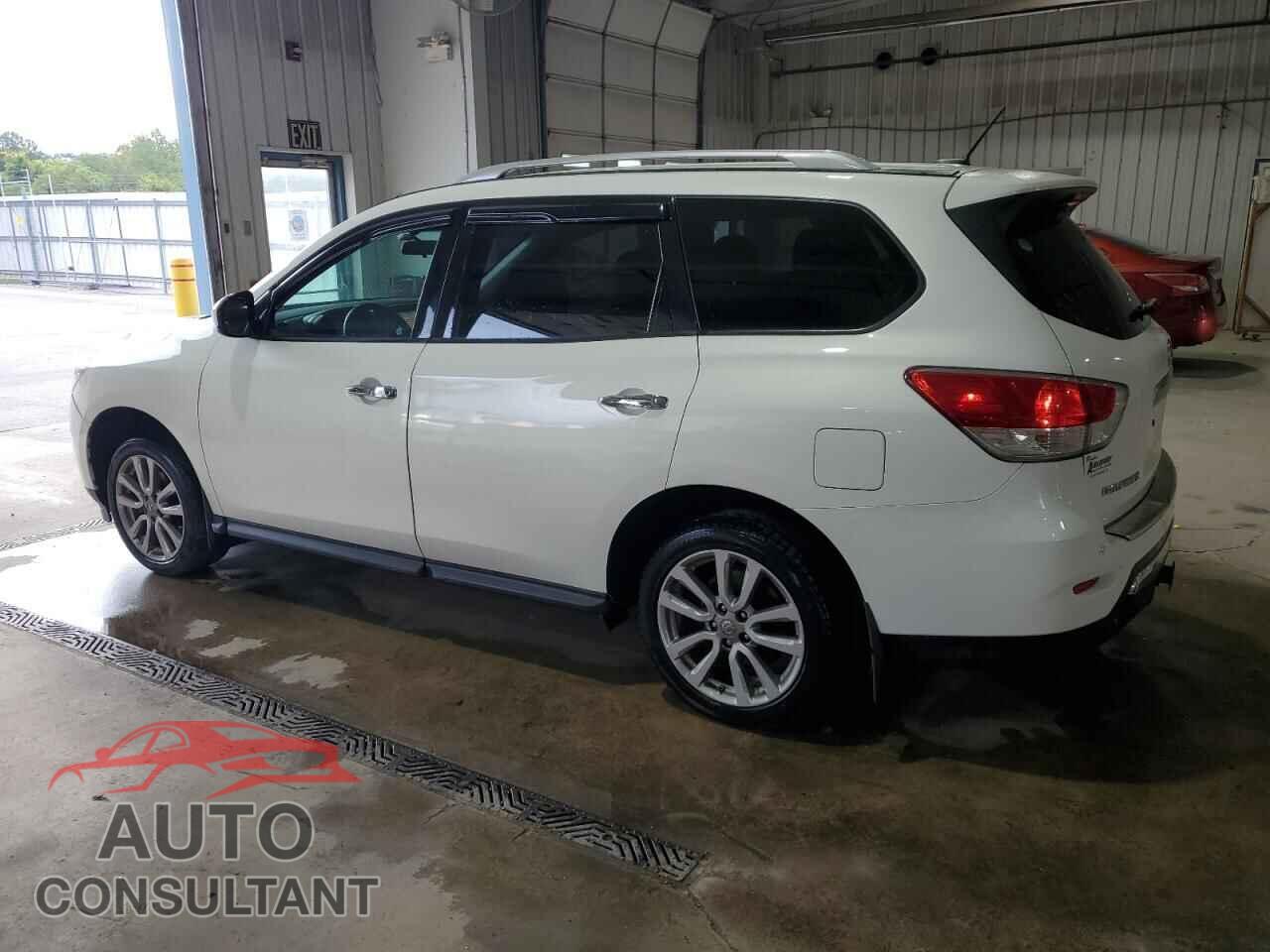 NISSAN PATHFINDER 2014 - 5N1AR2MM1EC697005