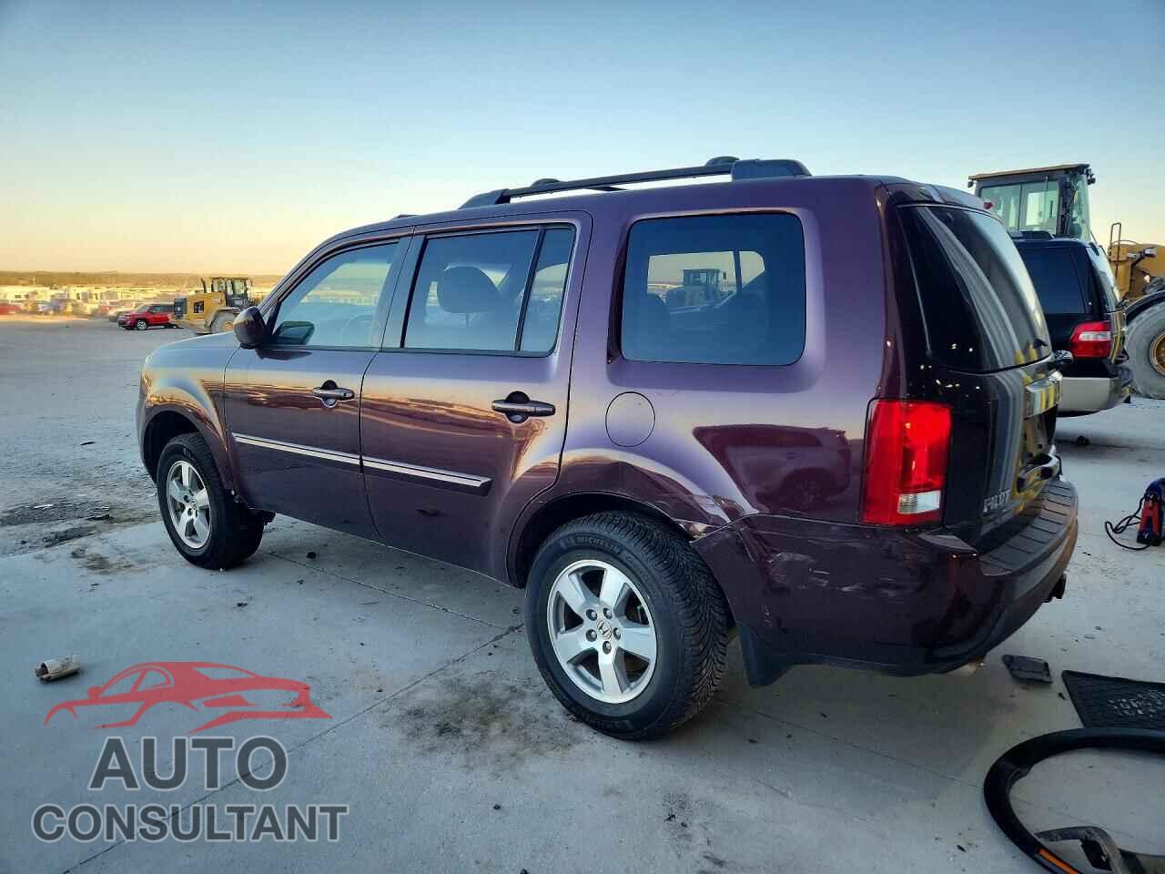 HONDA PILOT 2011 - 5FNYF4H67BB080709