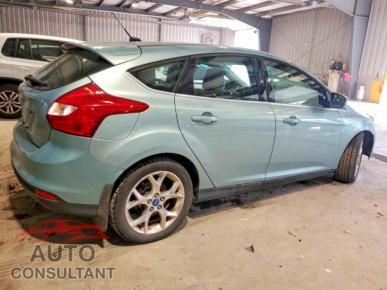 FORD FOCUS 2012 - 1FAHP3M26CL238939