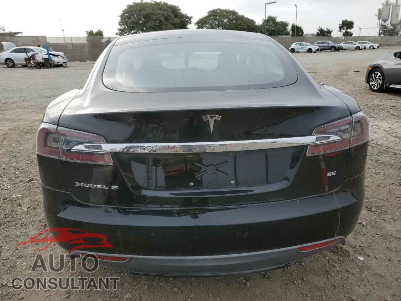 TESLA MODEL S 2013 - 5YJSA1DN7DFP07718