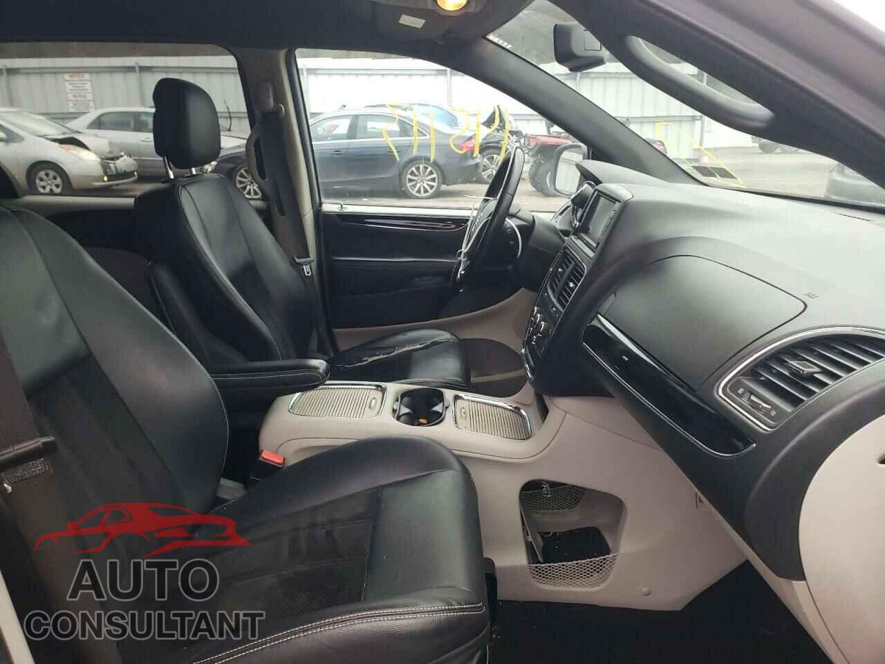 DODGE GRAND CARA 2017 - 2C4RDGCG5HR818399