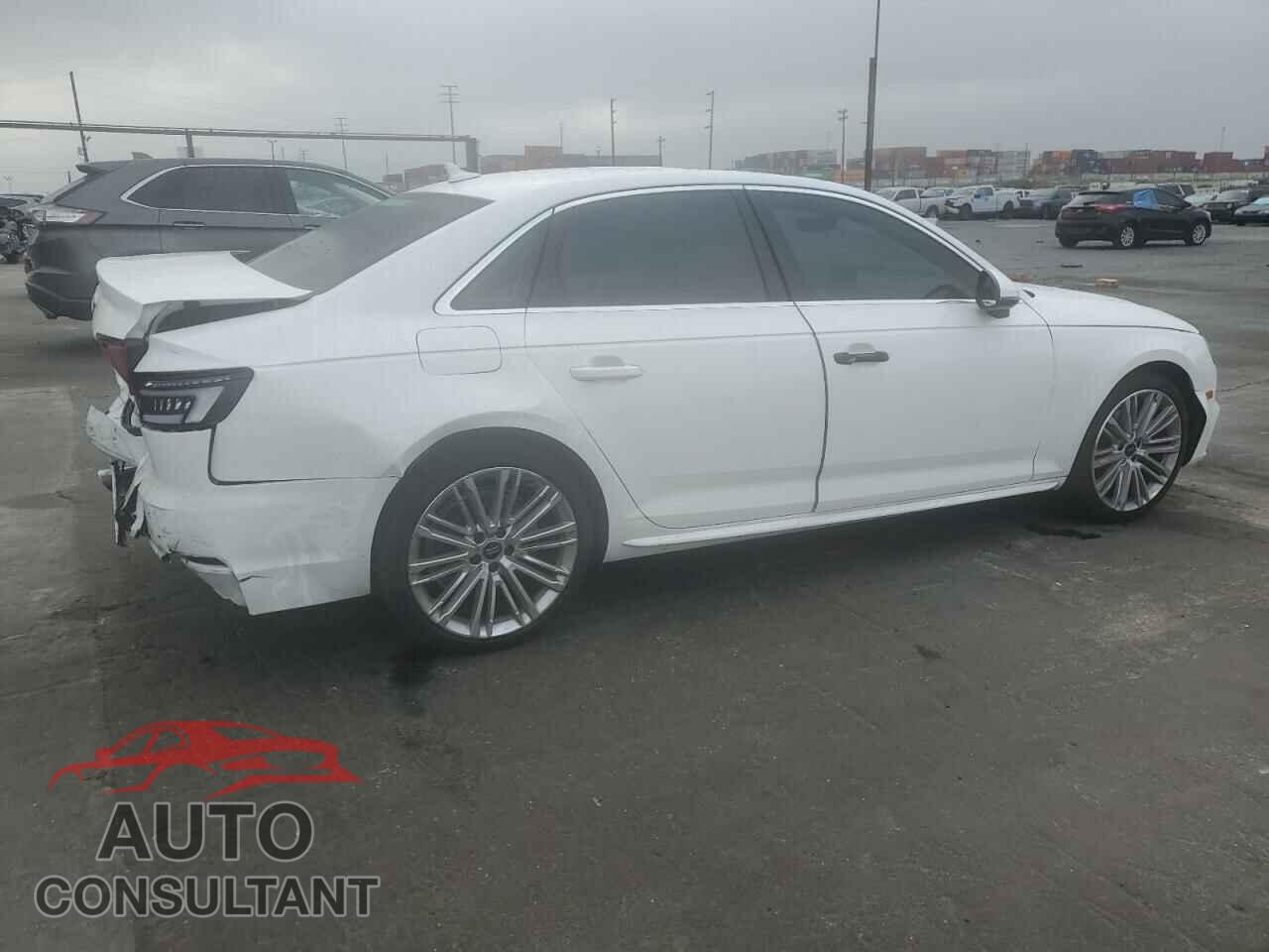 AUDI A4 2018 - WAULMAF45JA030847