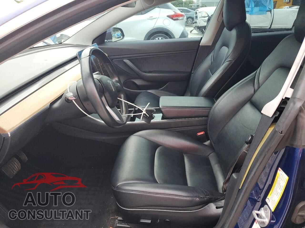 TESLA MODEL 3 2018 - 5YJ3E1EA5JF032550