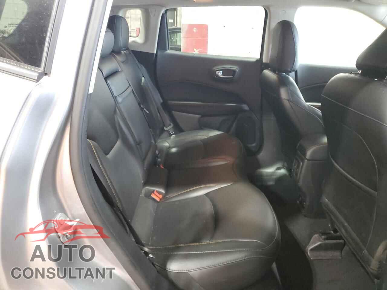 JEEP COMPASS 2019 - 3C4NJDCB5KT672486