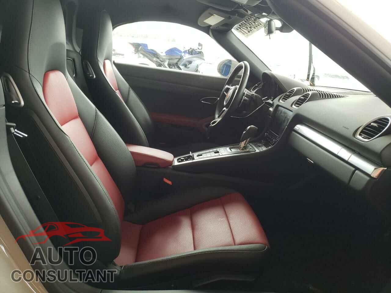PORSCHE BOXSTER 2019 - WP0CA2A81KS210155