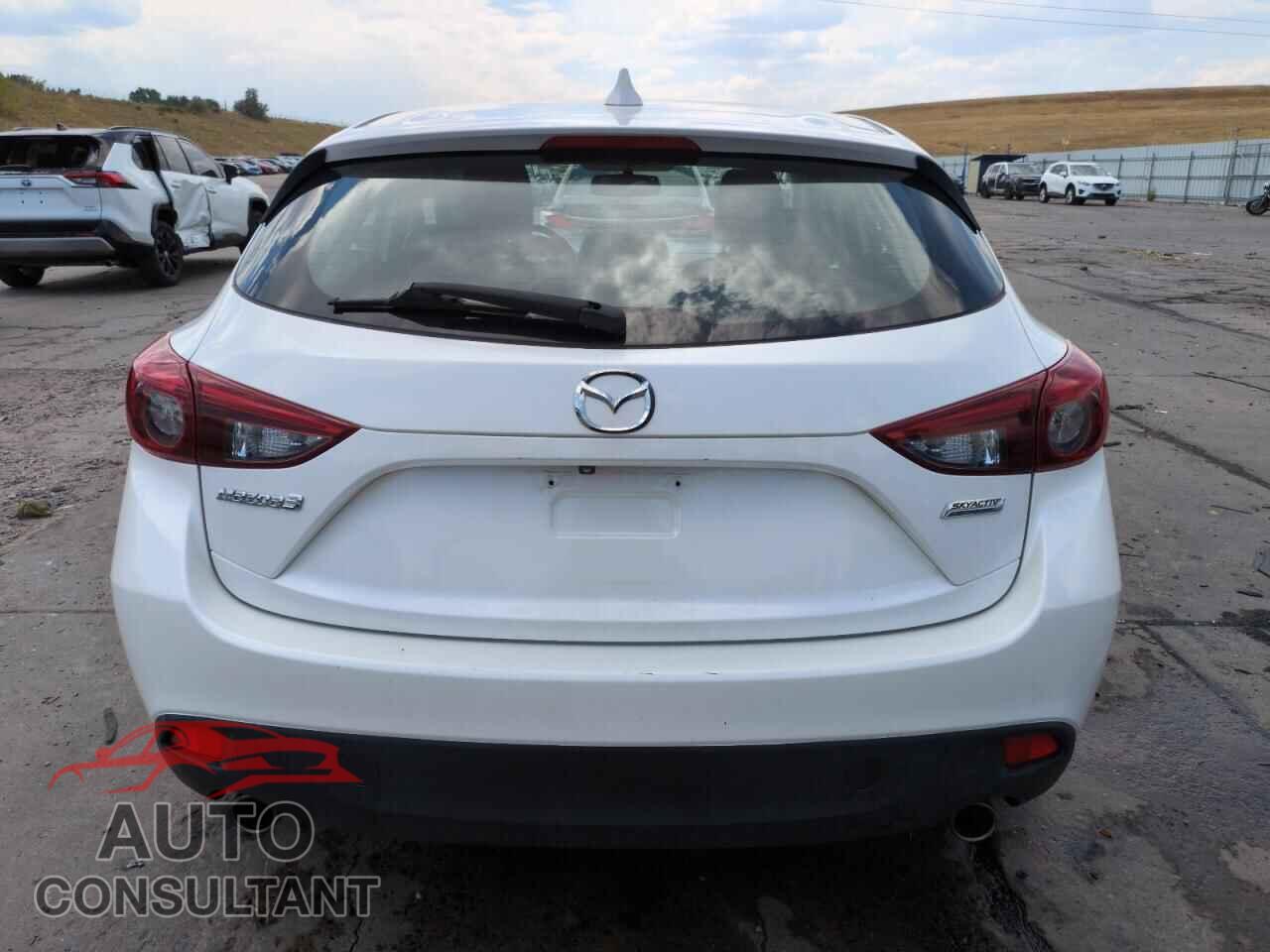 MAZDA 3 2014 - JM1BM1L32E1189177