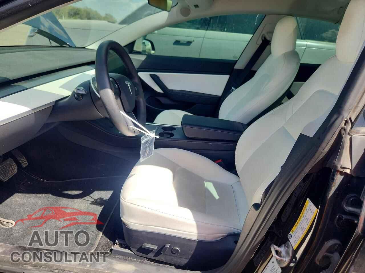 TESLA MODEL 3 2021 - 5YJ3E1EA7MF927624