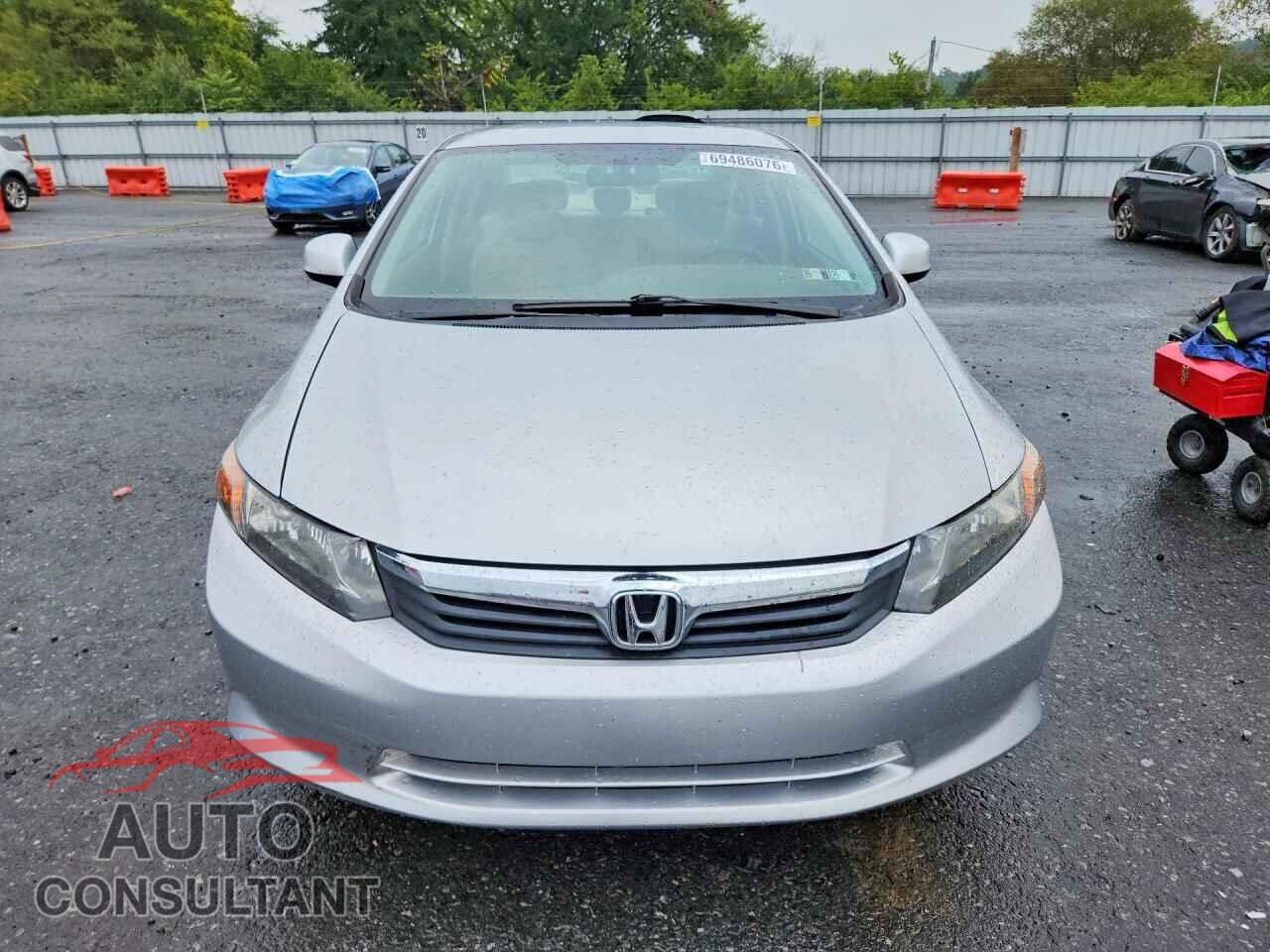 HONDA CIVIC 2012 - 2HGFB2F56CH611462