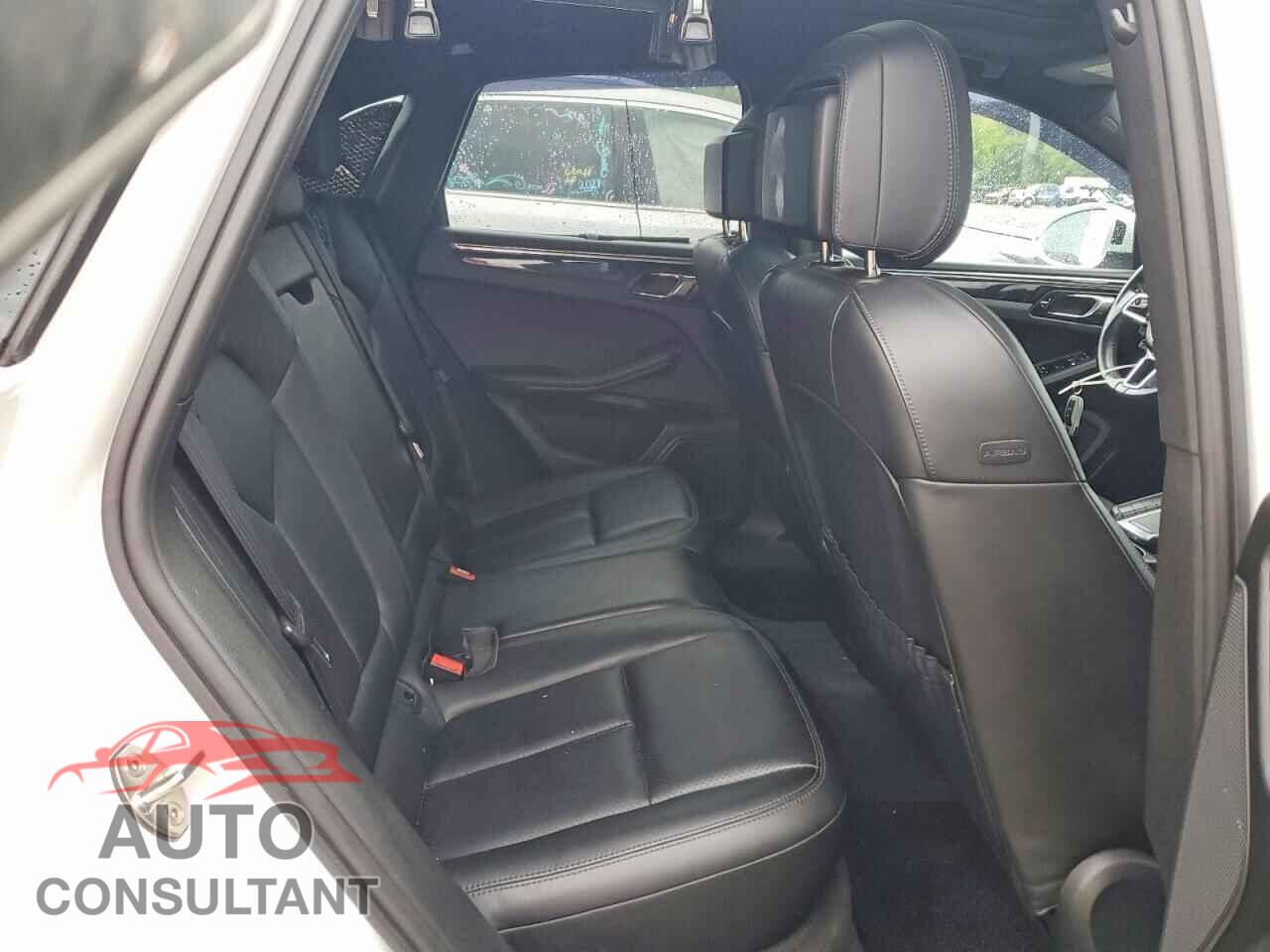 PORSCHE MACAN 2015 - WP1AB2A57FLB70043