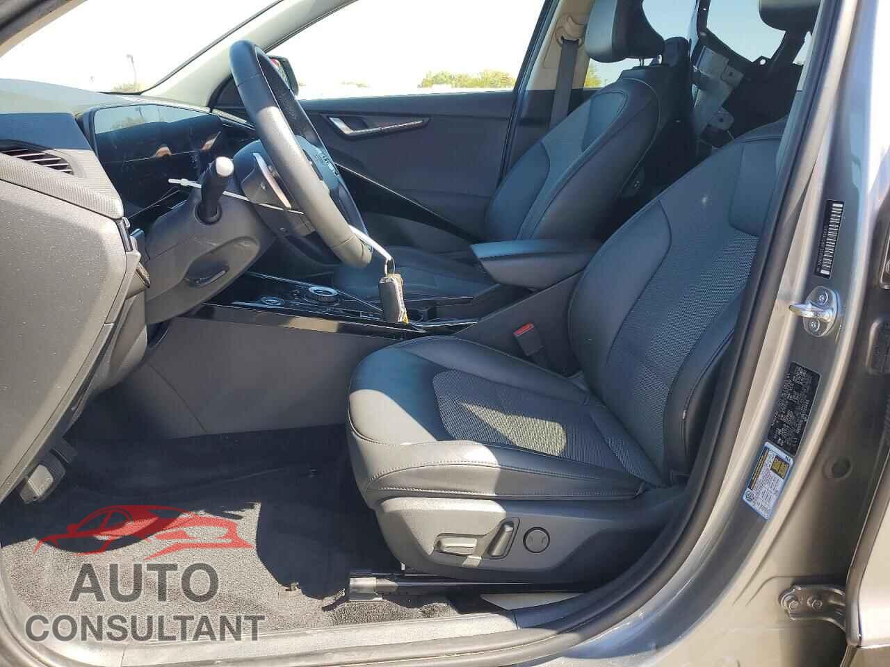 KIA NIRO 2024 - KNDCR3L18R5113445