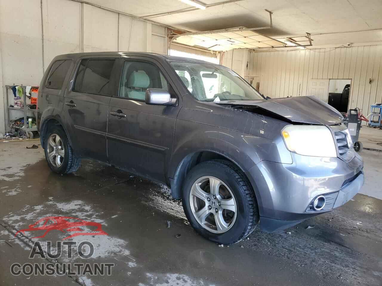 HONDA PILOT 2015 - 5FNYF3H47FB009105