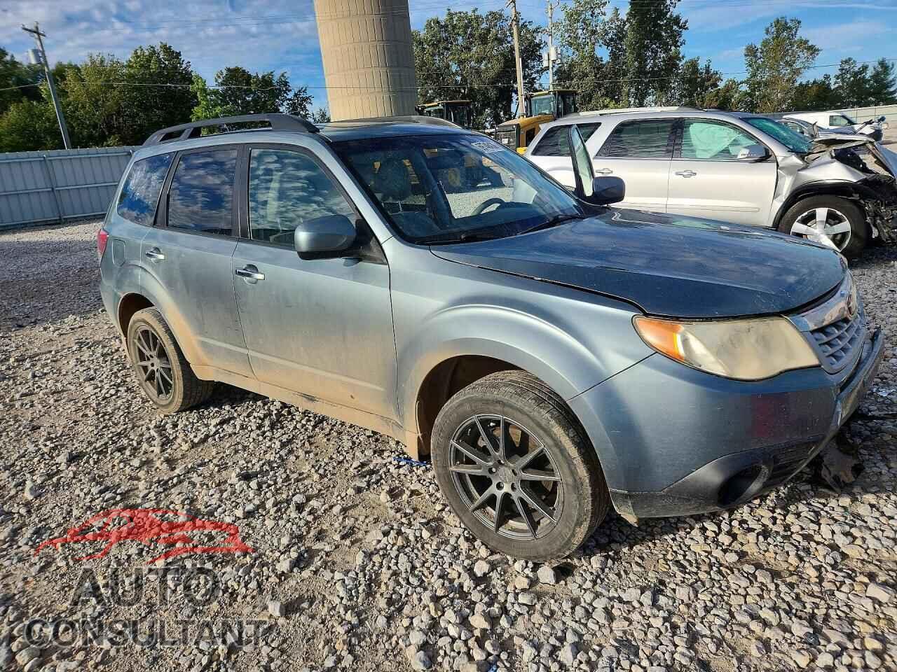 SUBARU FORESTER 2011 - JF2SHBDC5BH739128