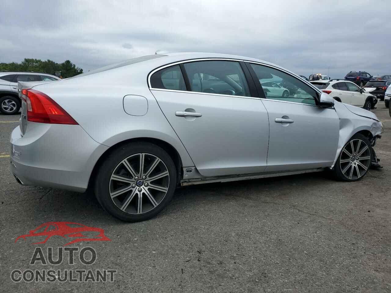 VOLVO S60 2017 - LYV402TK4HB135877