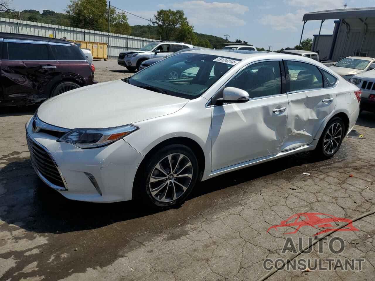 TOYOTA AVALON 2018 - 4T1BK1EB0JU275229