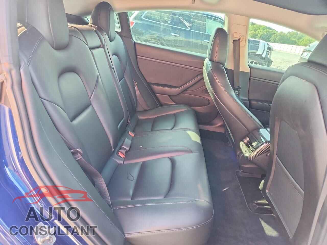 TESLA MODEL 3 2019 - 5YJ3E1EA4KF299647