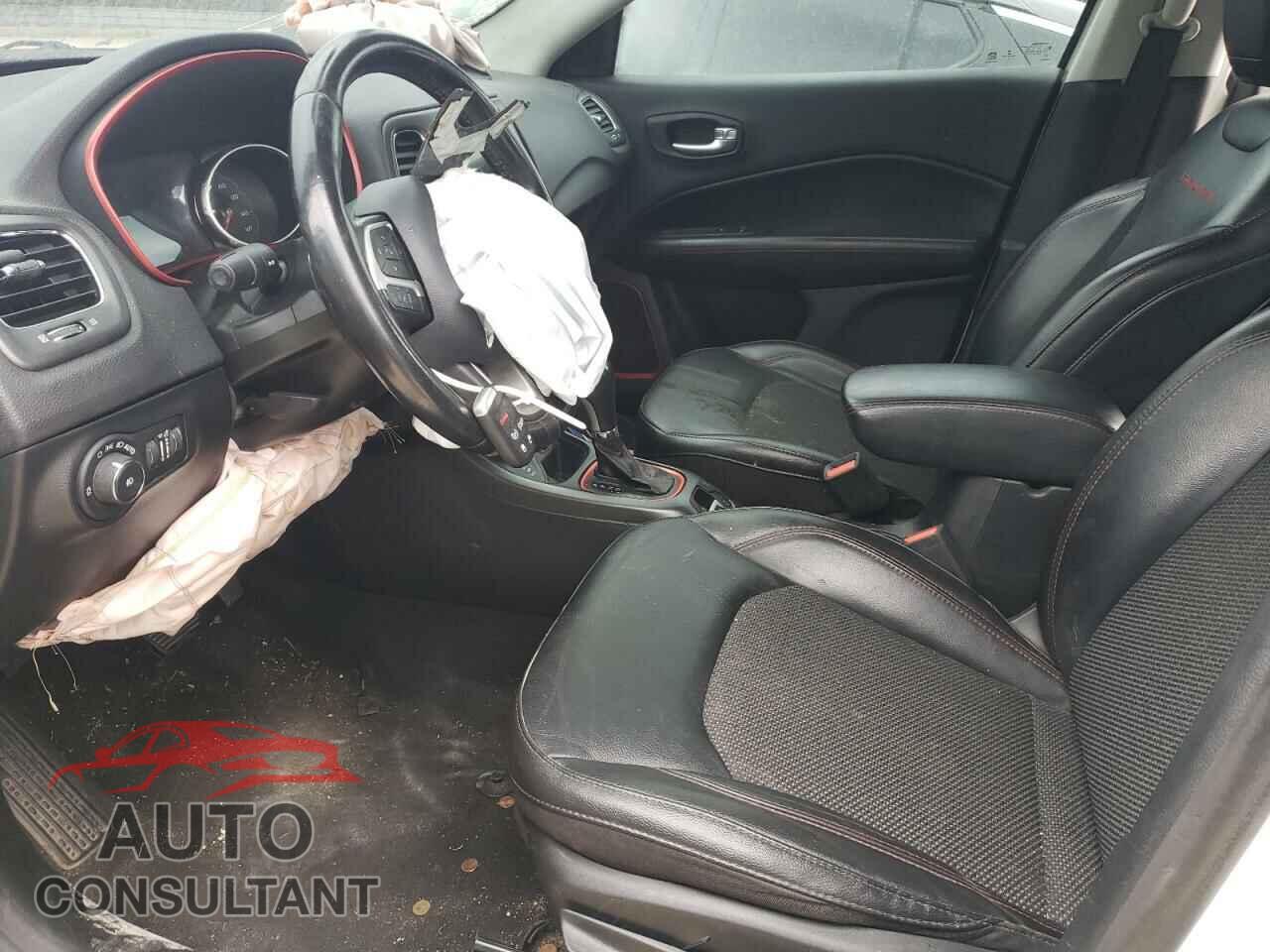 JEEP COMPASS 2020 - 3C4NJDDB0LT106798