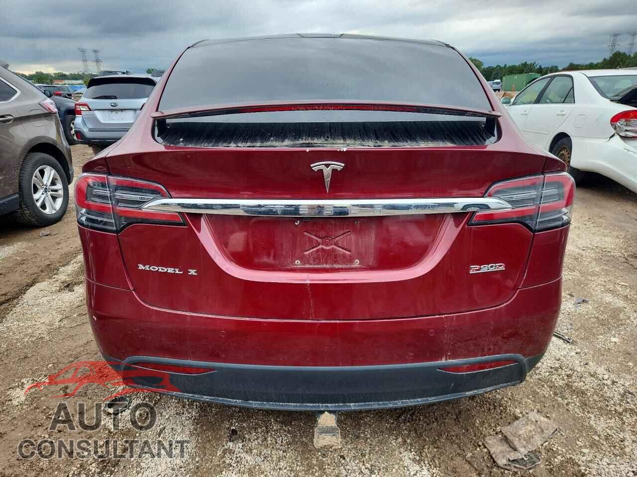 TESLA MODEL X 2016 - 5YJXCBE42GFS00337