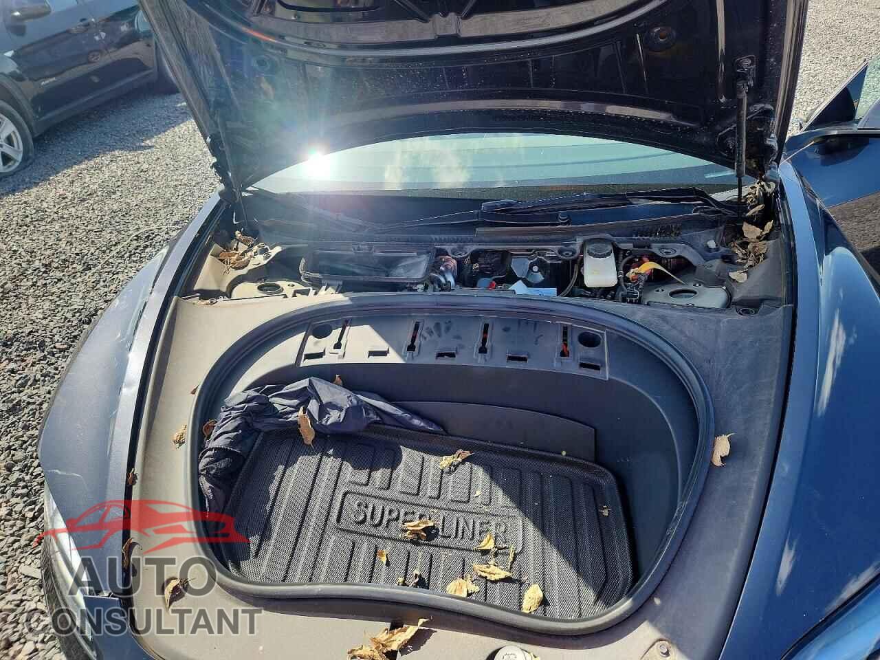 TESLA MODEL 3 2024 - 5YJ3E1EB2RF819041