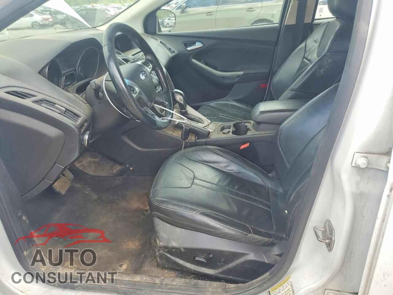 FORD FOCUS 2014 - 1FADP3F20EL405360