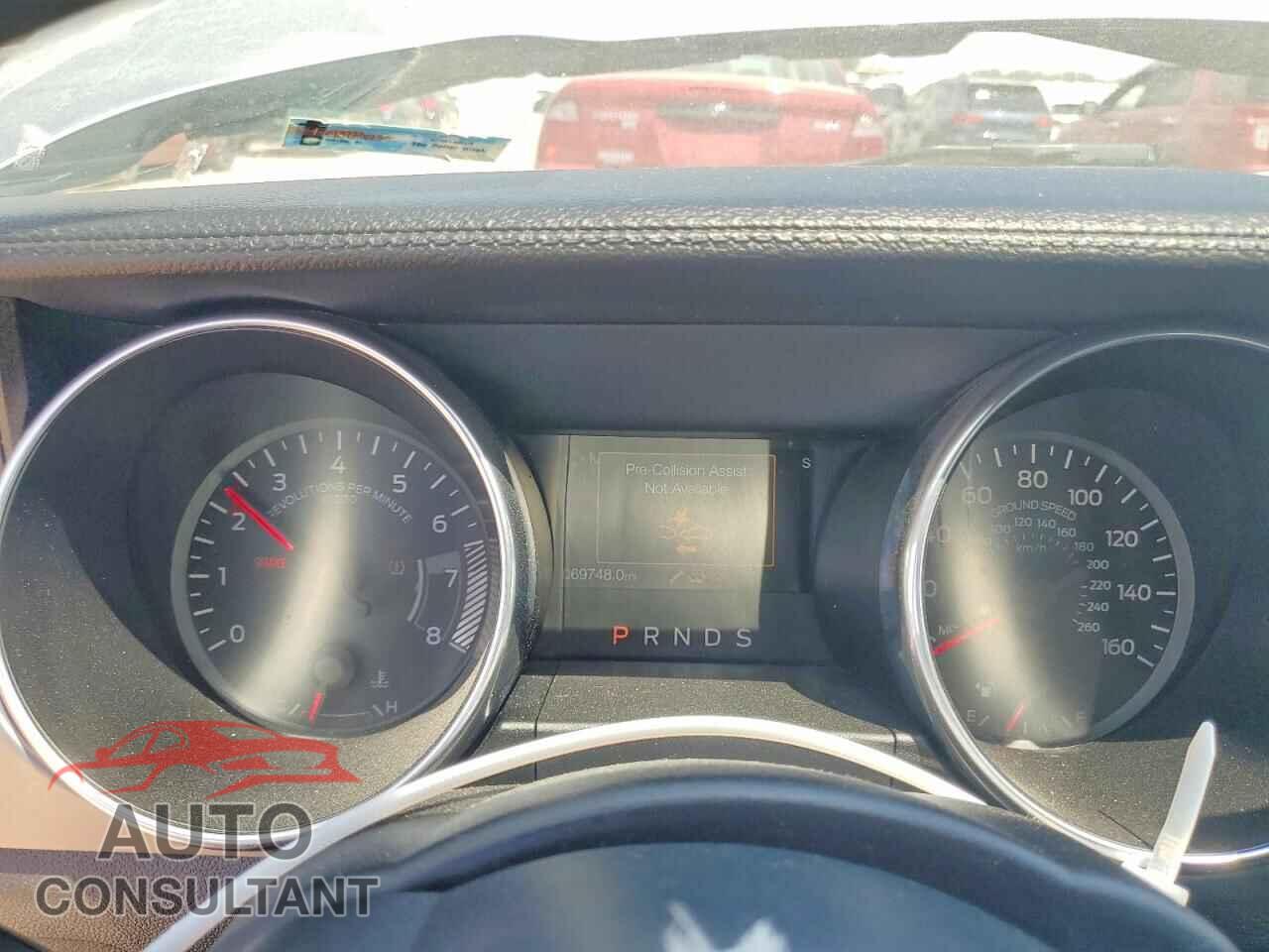 FORD MUSTANG 2021 - 1FATP8UH9M5111815