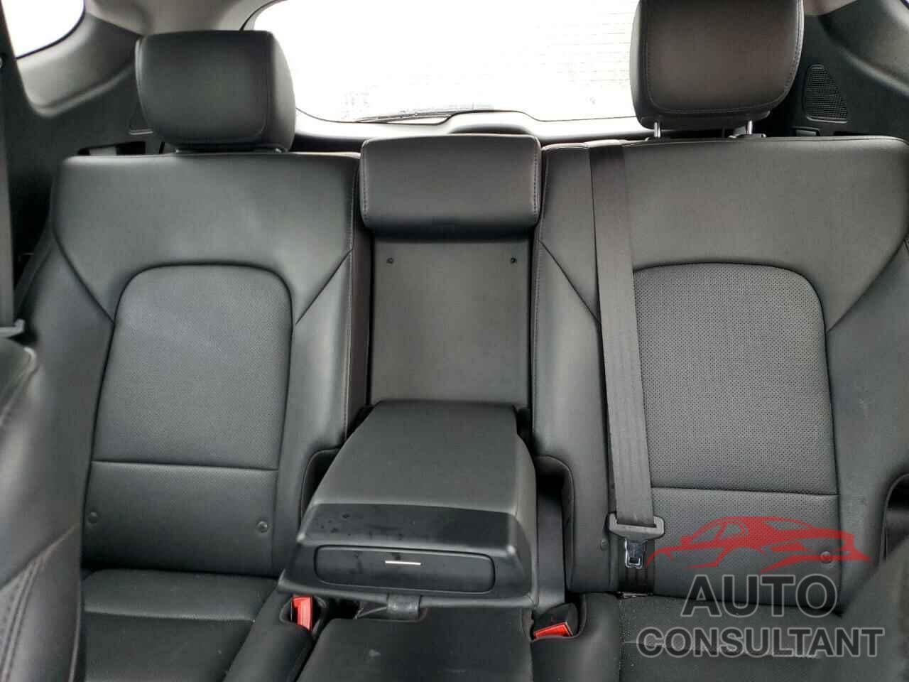 HYUNDAI SANTA FE 2018 - 5XYZWDLA9JG516368